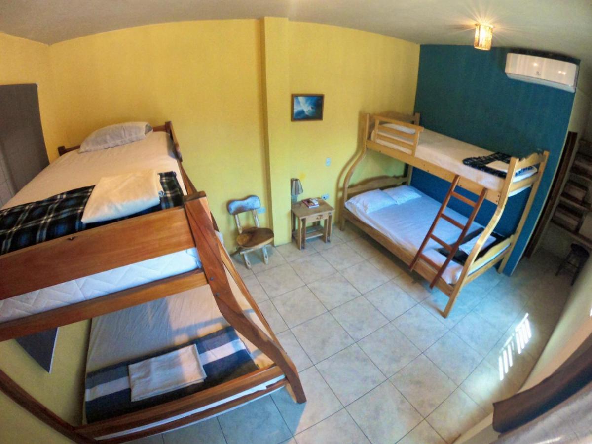 Hostal Moai Montanita Exterior photo