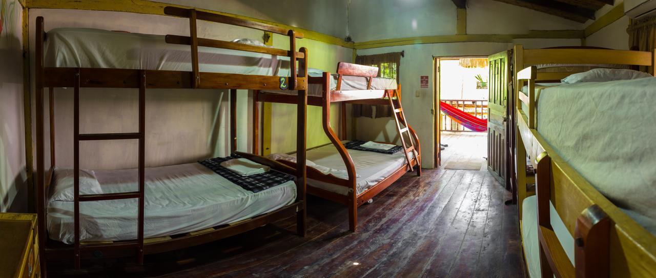 Hostal Moai Montanita Exterior photo